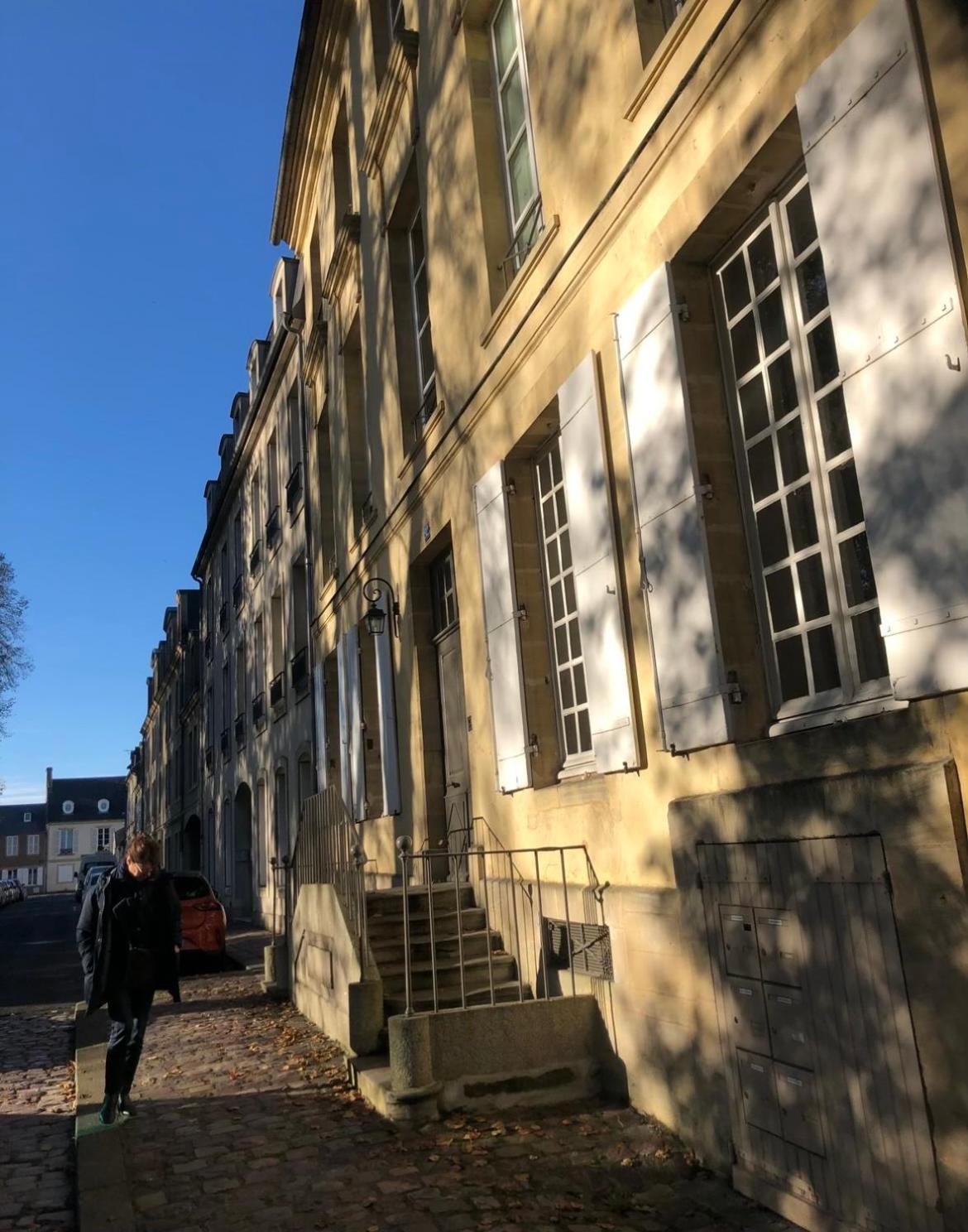 Le Murier De Bayeux Esterno foto